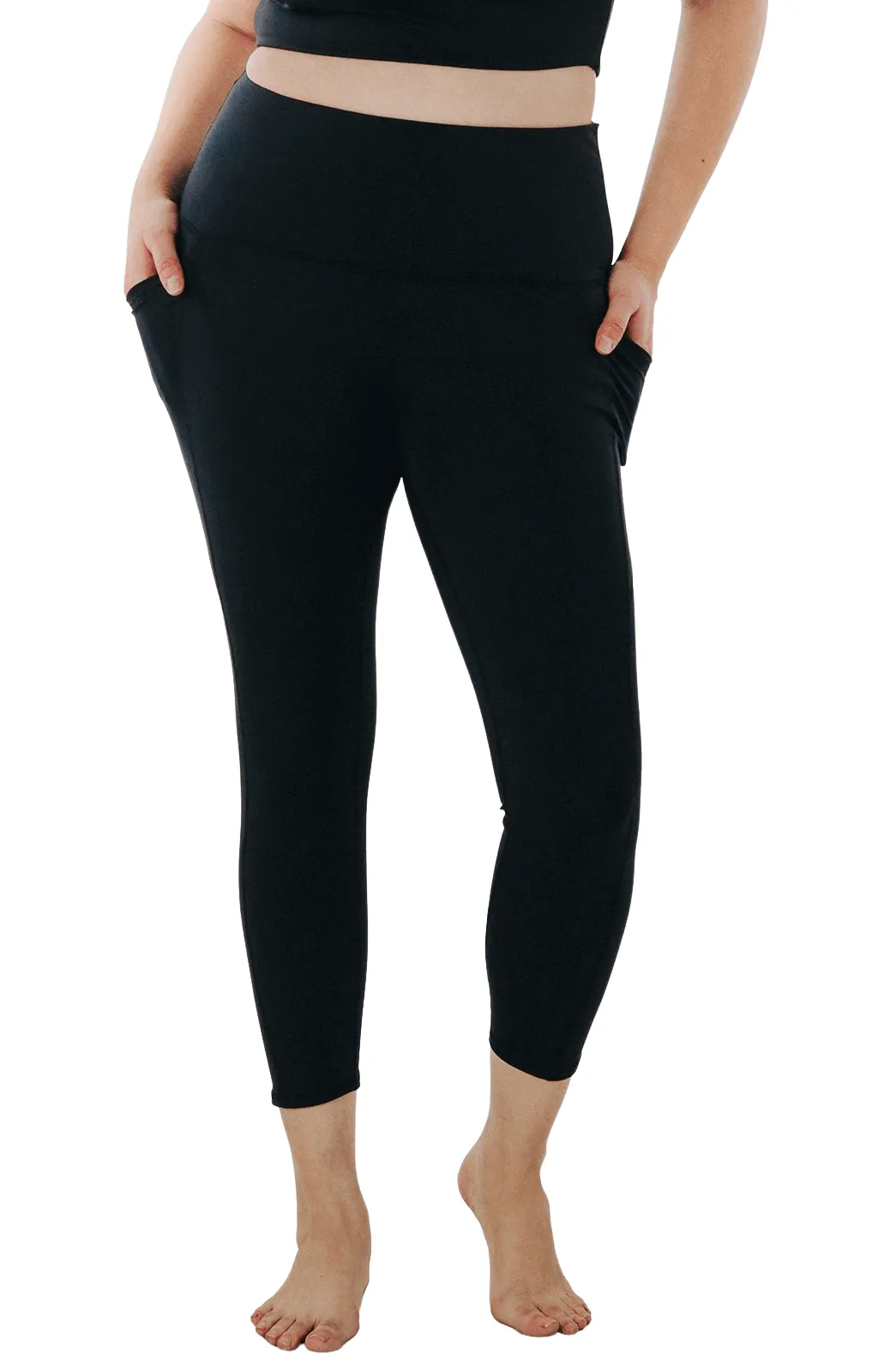 7/8 Boundless Legging with Pockets in Jet Black