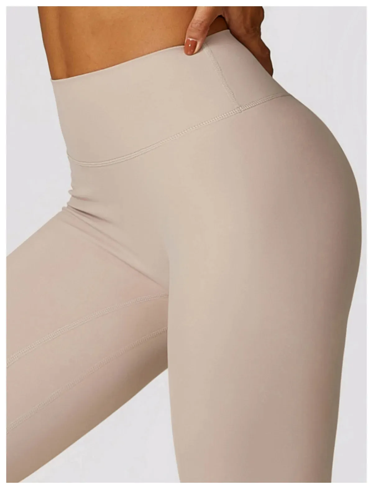 A&A ProSculpt Scrunch Seamless Leggings