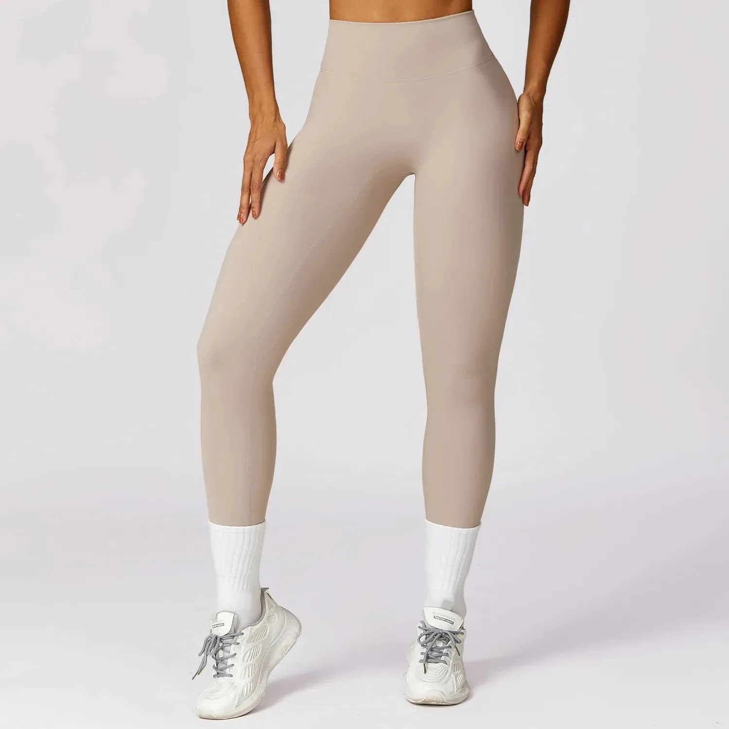 A&A ProSculpt Scrunch Seamless Leggings