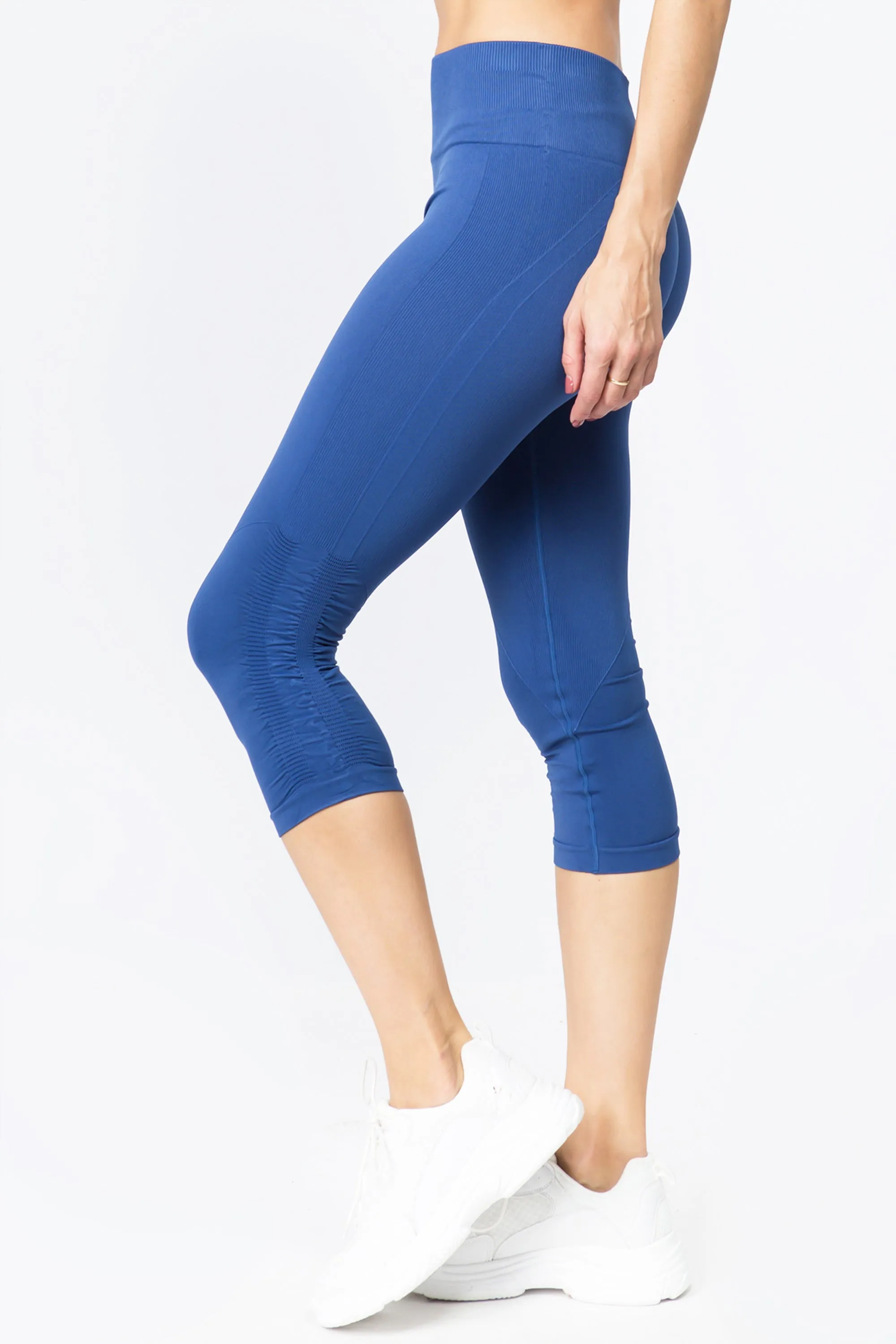 Active Mid Rise Cropped Cinch Detail Legging