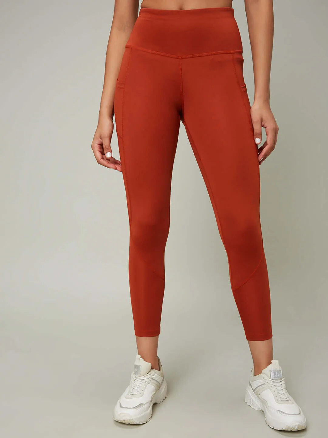 Arabian spice Cross Back Crop Top & Aura Leggings