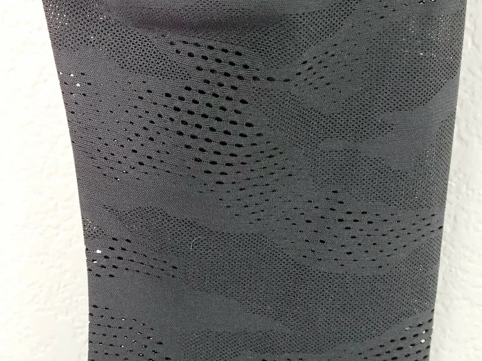 Athleta Women's Phenom Camo Black 7/8 Tight Athletic Fitness Leggings Size XXS