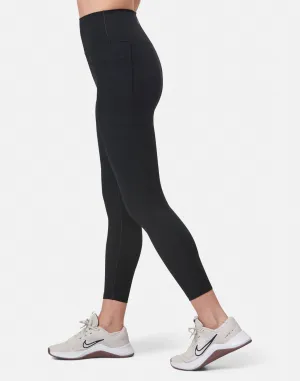 Aurora 7/8 Pocket Legging in Black