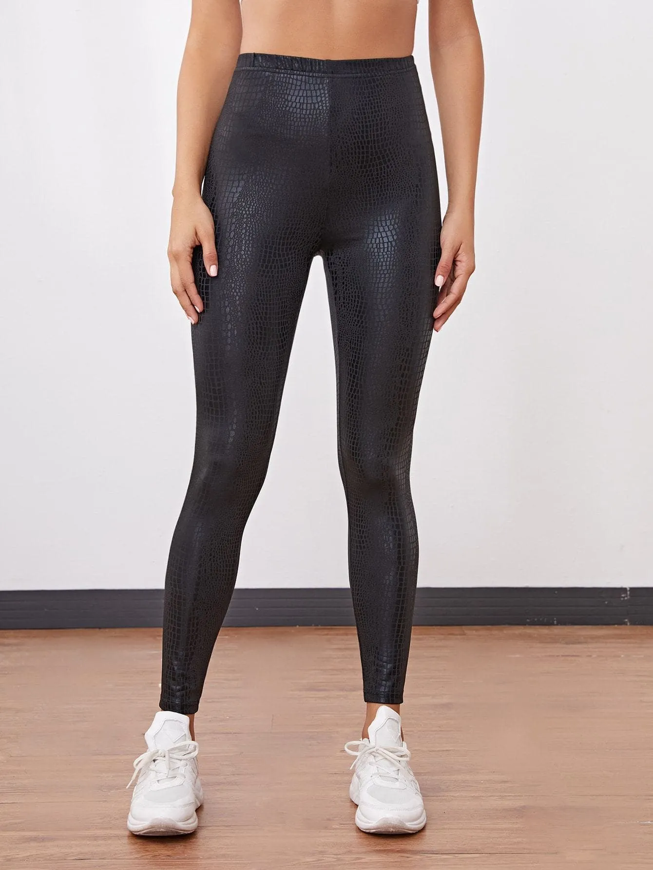 Black Crocodile High Waist Cropped Leggings