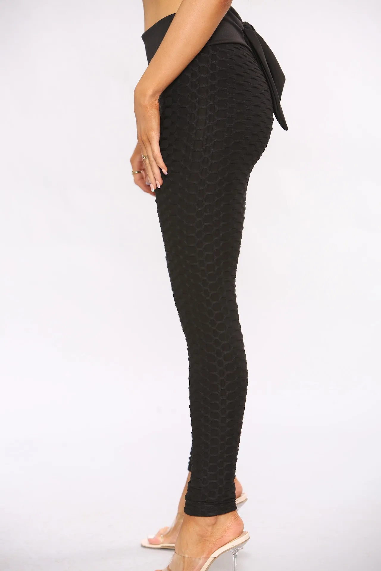 Black Knotted Waffle Sports Leggings