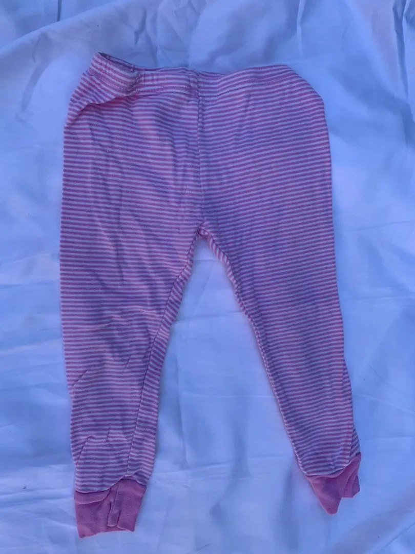 Carter’s Girl's pink striped leggings size 2 T