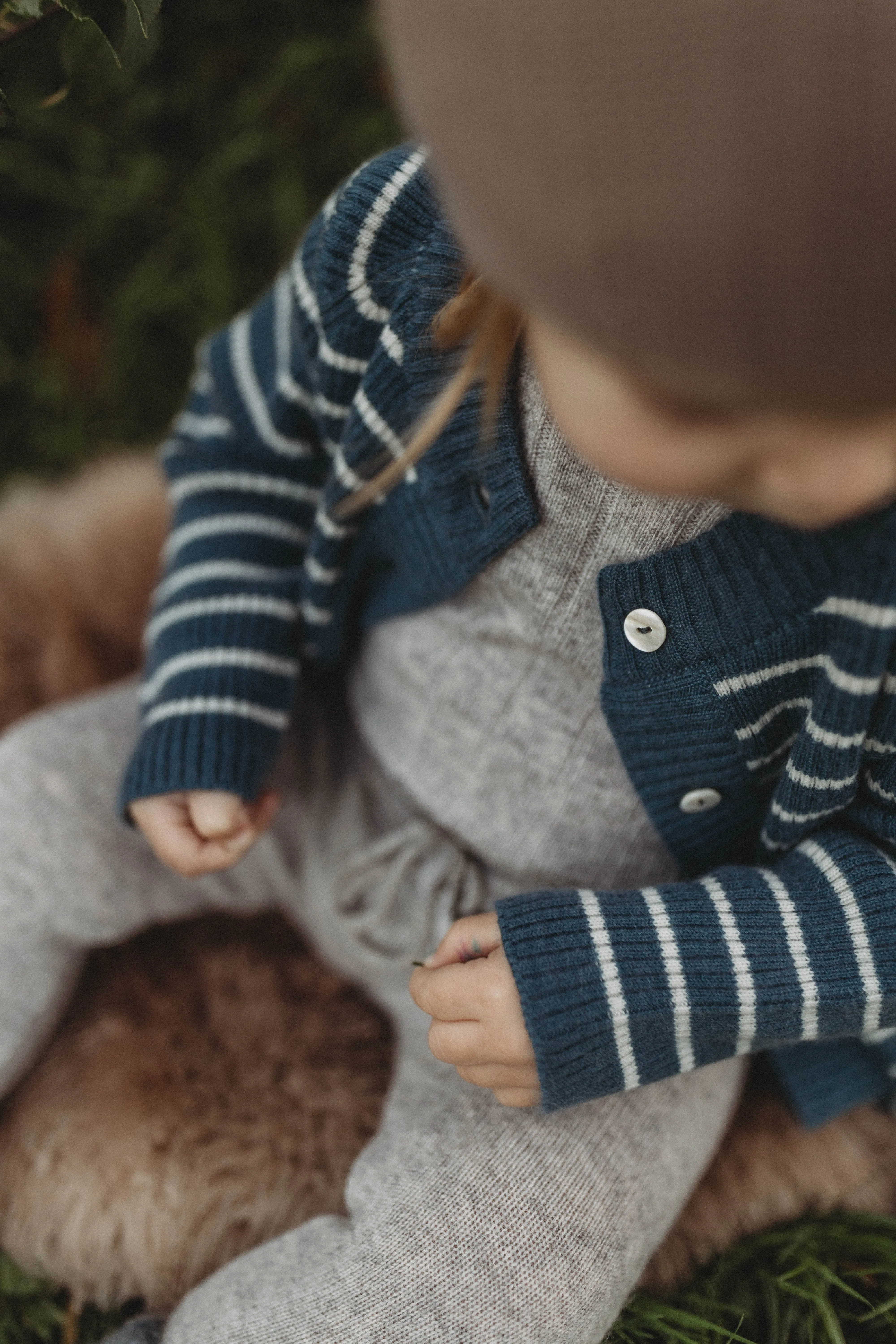 Cashmere Cardigan | Navy/creme