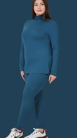 Ensemble haut à col montant en microfibre et leggings