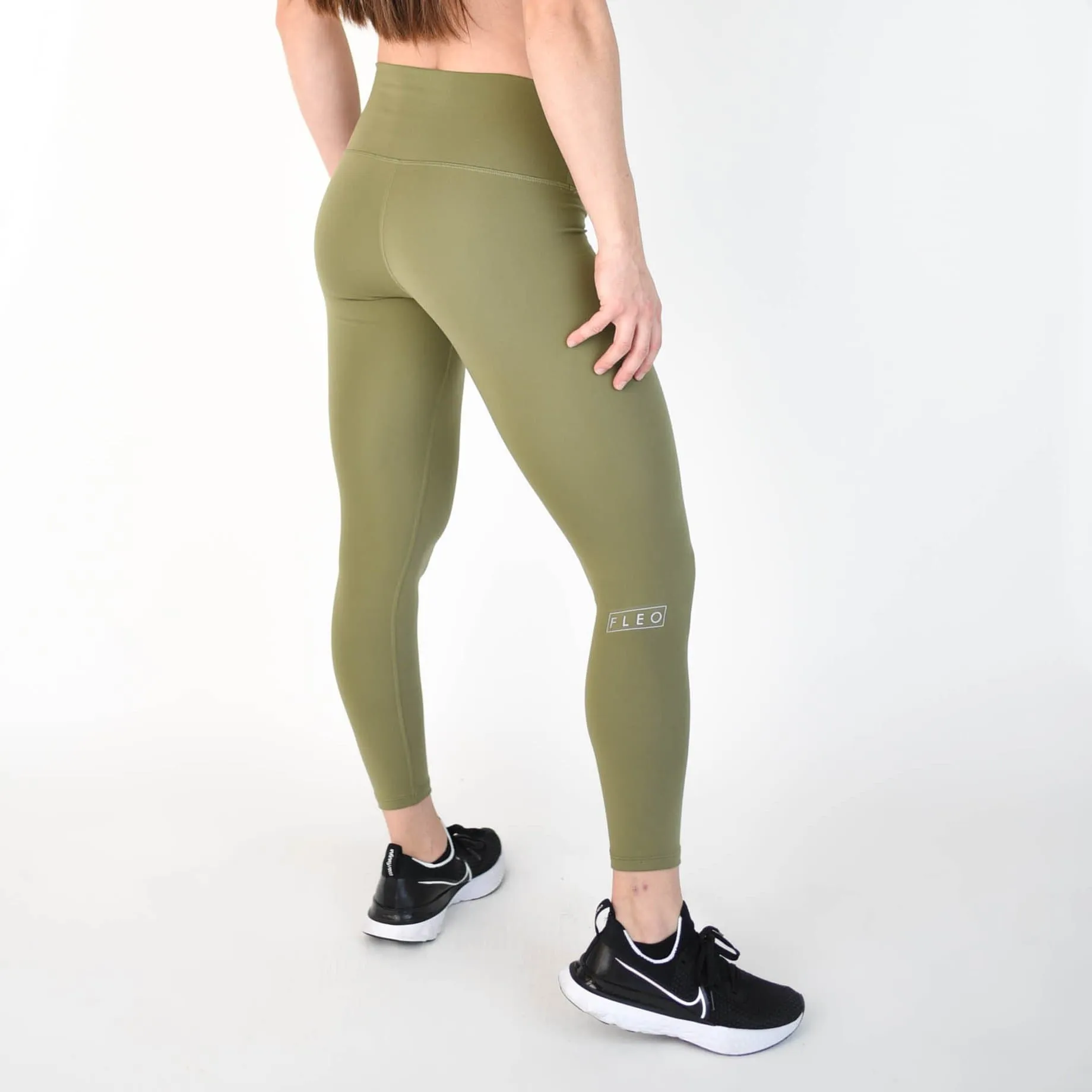 FLEO El Toro 25" Shadow Sage Leggings (Romey)