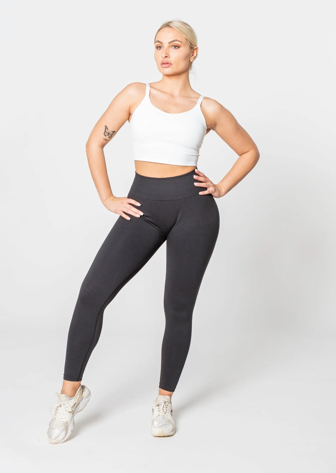 KYLIE Seamless Scrunch Leggings