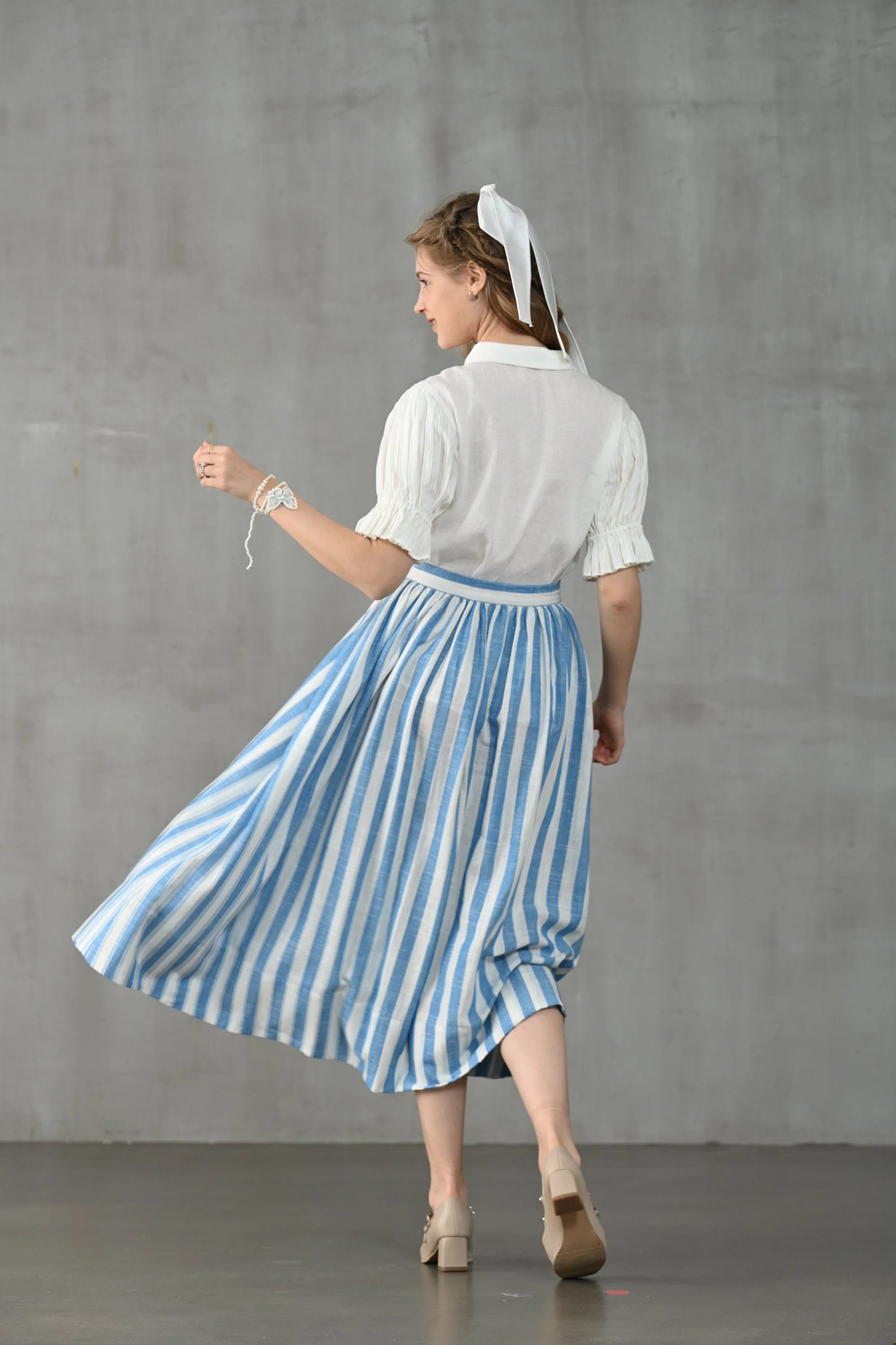 Lily of the valley 11 | Striped linen skirt