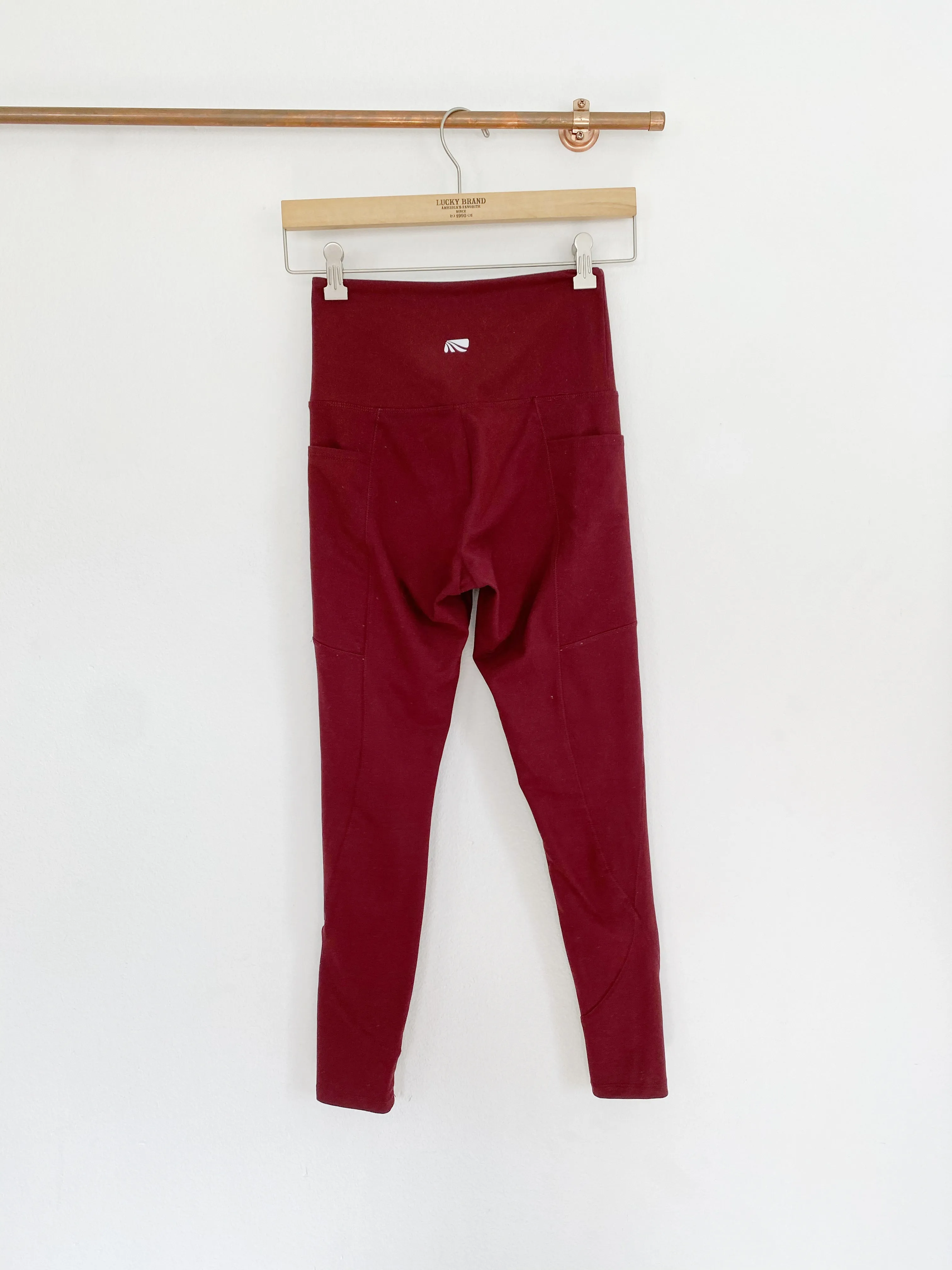 Marika Hi-rise Burgundy Leggings w/ Pockets Small