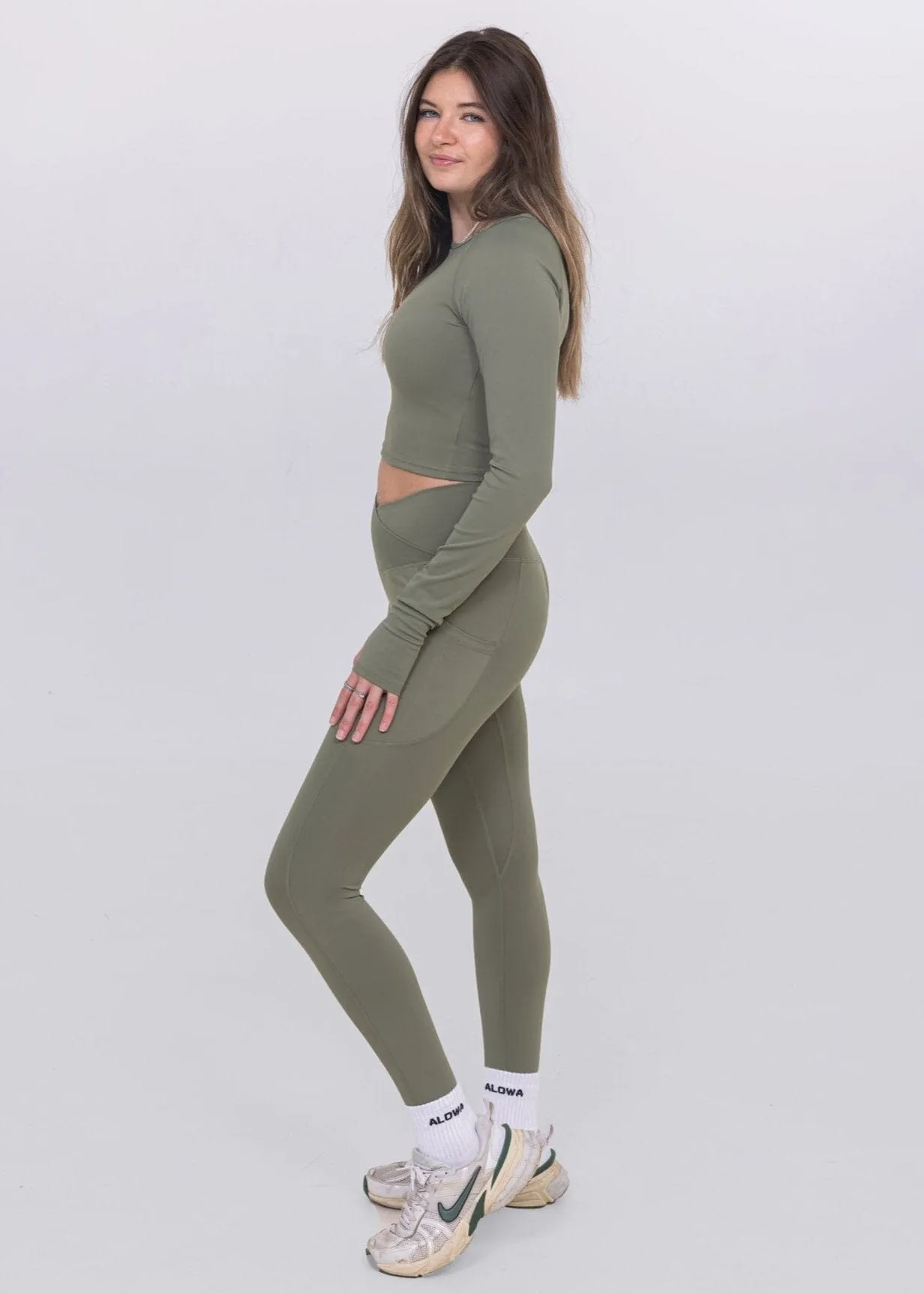 Mylo V Waist with pockets Warm Sage