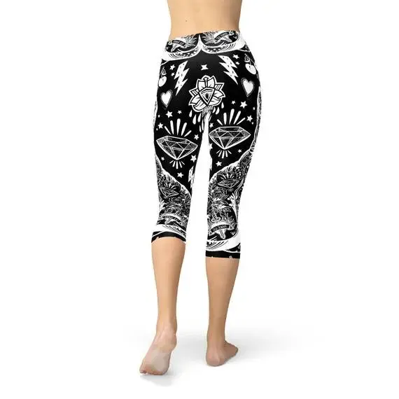 Mystical Feline Graphic Capri Leggings for Women