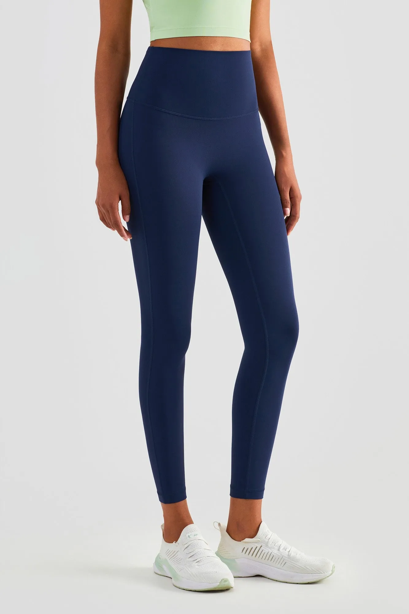 No Front Seam Leggings with Hidden Pocket