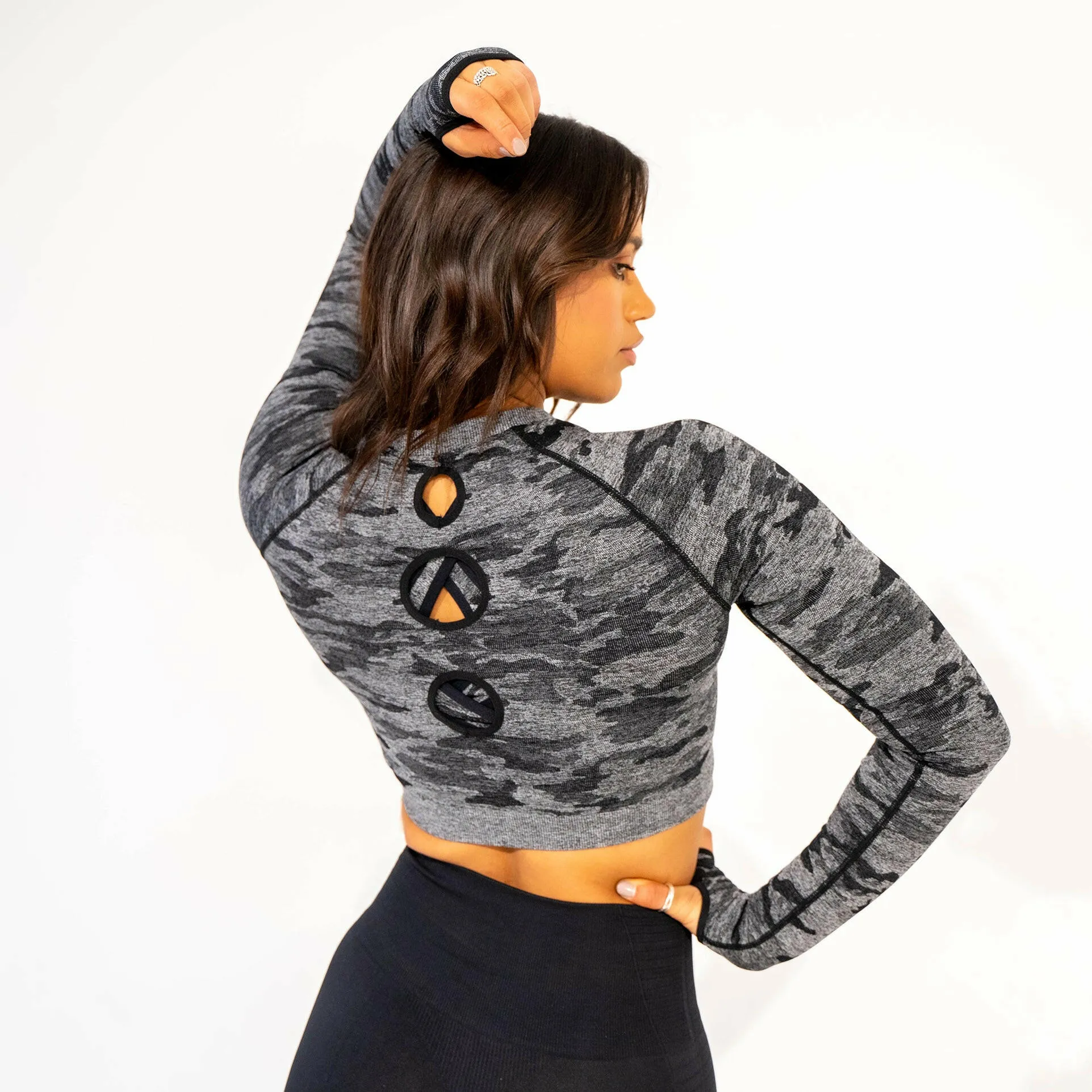 Rebel Seamless Crop Top (Camo Black)