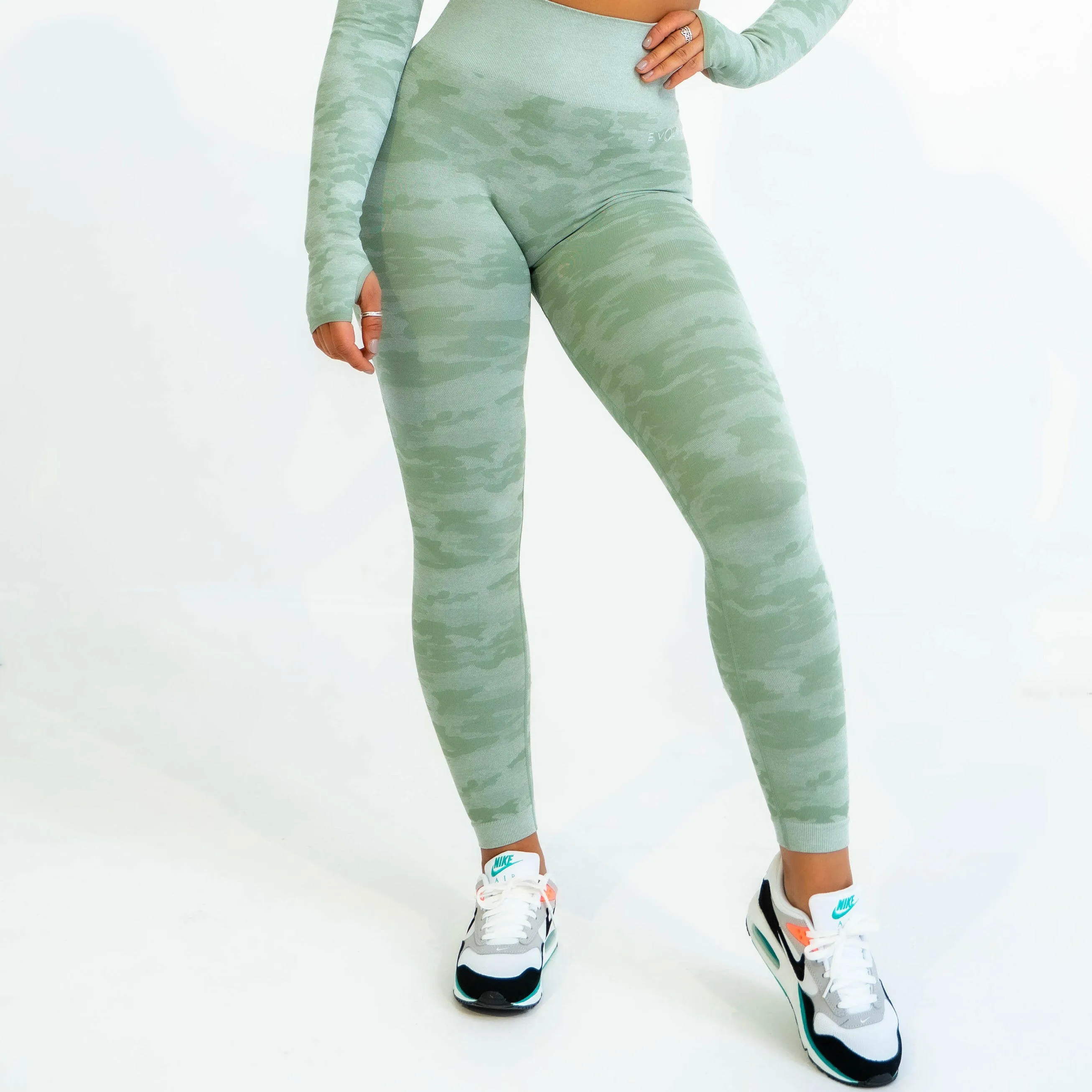 Rebel Seamless Leggings (Camo Light Green)