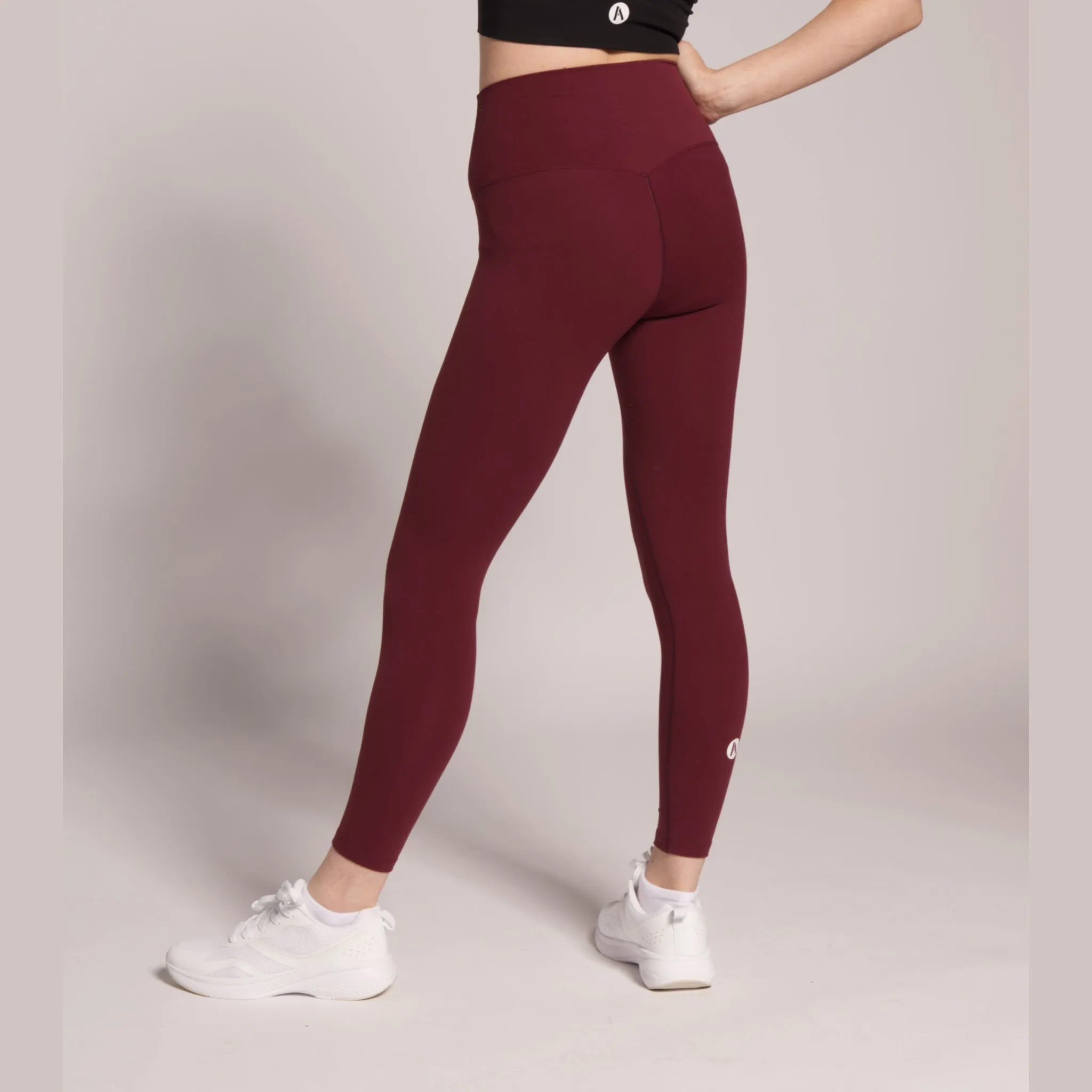 SkinHug High-Waisted Leggings-Maroon