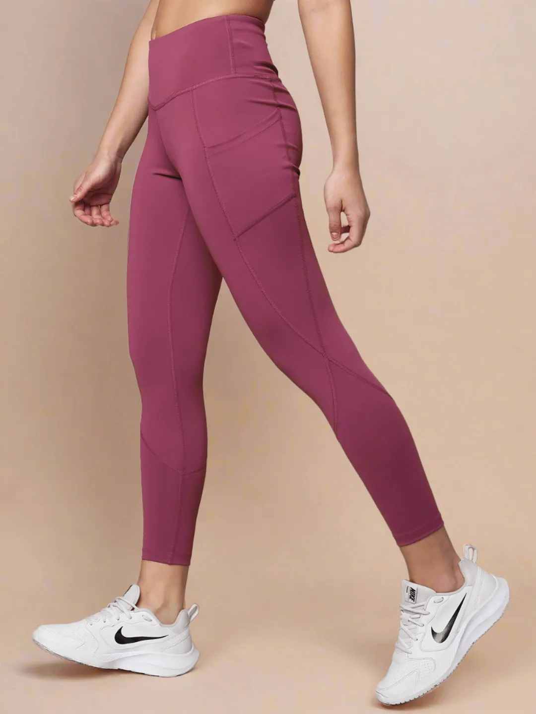 Tulip Wood High Impact Action Bra & Aura Leggings