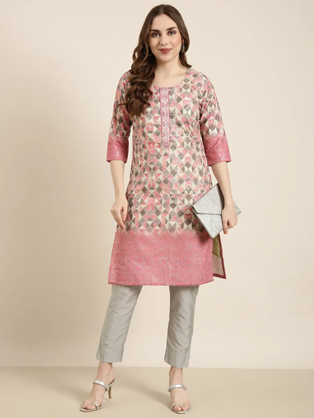 Women Straight Peach Geometric Kurta