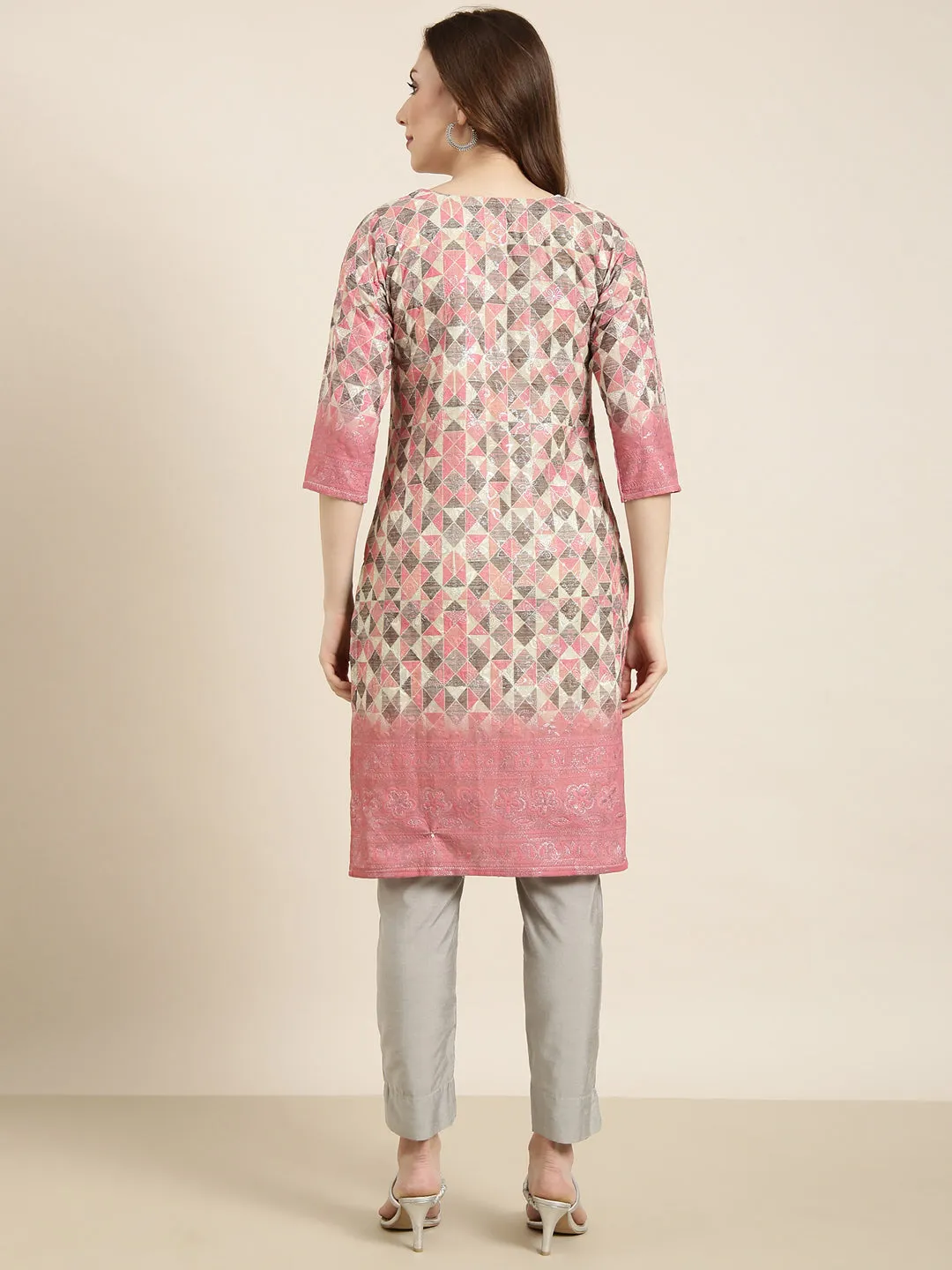 Women Straight Peach Geometric Kurta