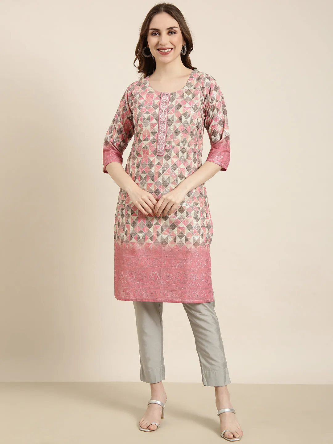 Women Straight Peach Geometric Kurta