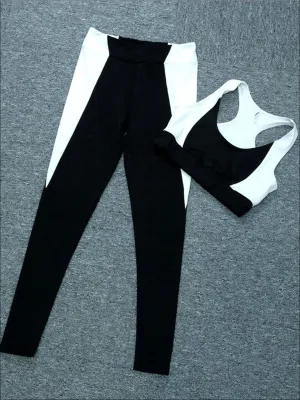 Women's Black And White Sports Bra And Legging Set