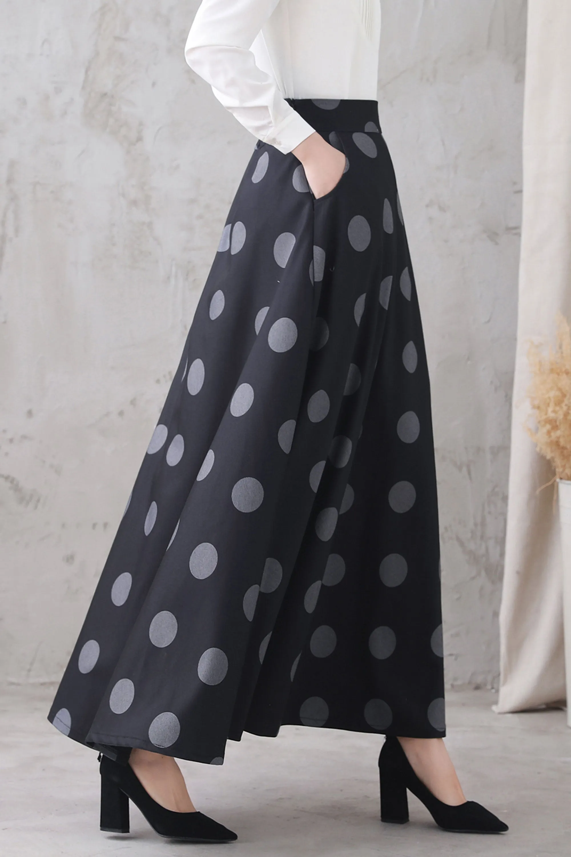 Womens Long Polka Dot skirt 3324