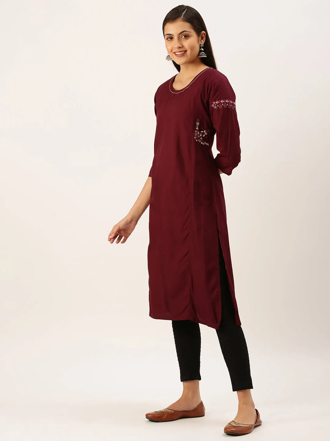 Women's Magenta Solid Straight Kurta